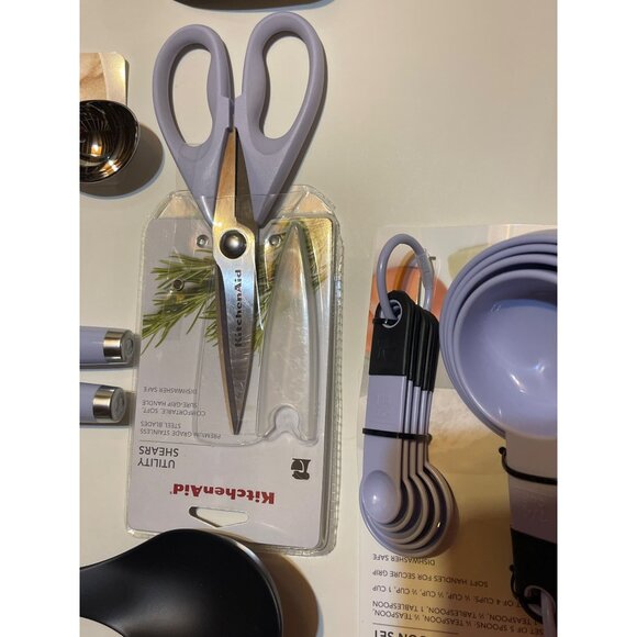 KitchenAid Lavender Kitchen 16 Pc. Tool Set New With Tags! - Picture 6 of 6